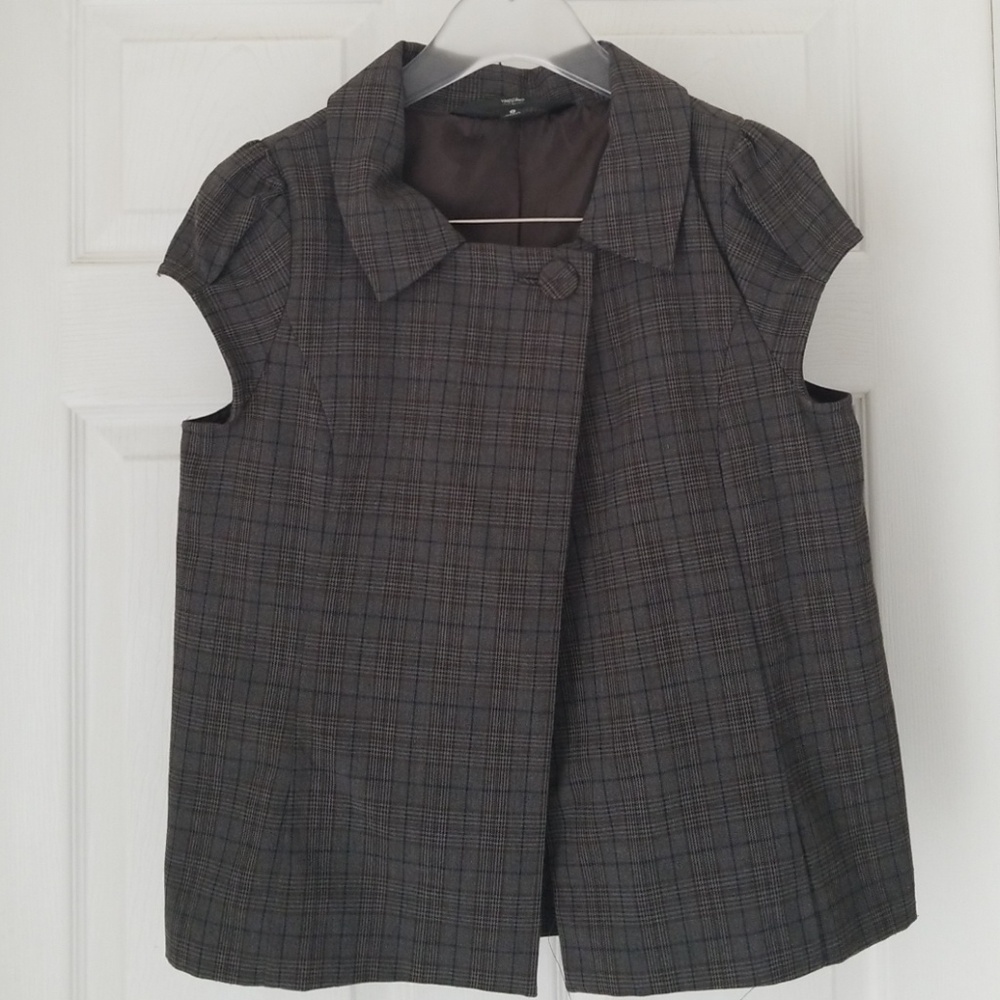 Short Sleeve Plaid Maternity Jacket